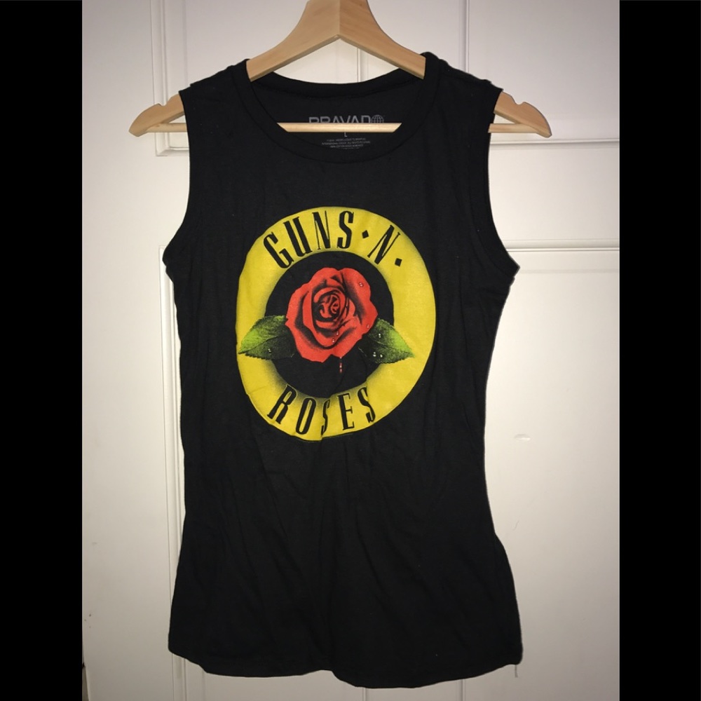 GUNS AND ROSES GRAPHIC TANK LARGE NWOT